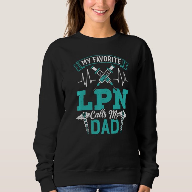 Manar LPN anropar mig Pappa Medical Nursing Licens T Shirt (Framsida)