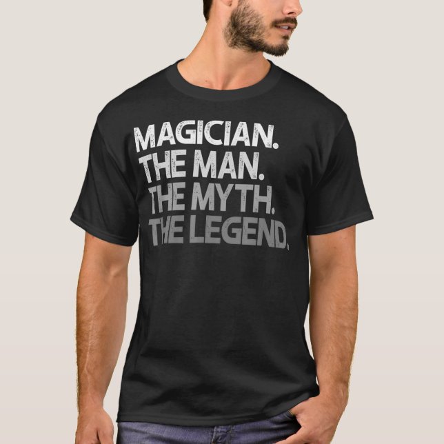 Manar Magician Gift the Man Myth Legend  T Shirt (Framsida)