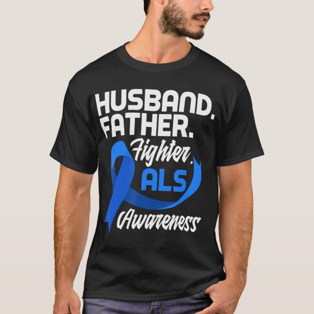 Manar Make Far Fighter Pappa Als Warrior Als T Shirt (Framsida)