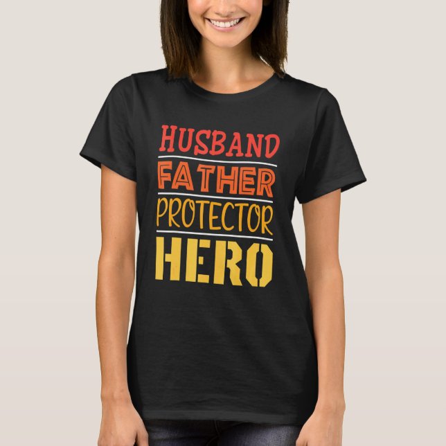 Manar Make Pappa Protector Hero Fars dag Flagga T Shirt (Framsida)