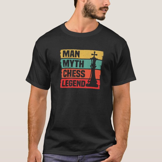 Manar Man Myth Chess Legend Retro Chess Player-spe T Shirt (Framsida)