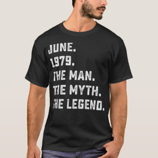 Manar Man Myth Legend juni 1979 42:e födelsedagen T Shirt