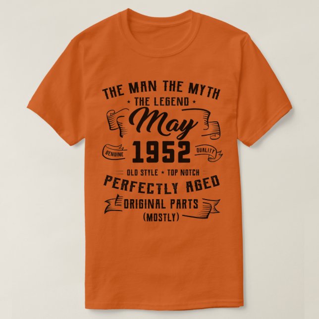 Manar Man Myth Legend May 1952 70 Birthday Gift 7 T Shirt (Design framsida)