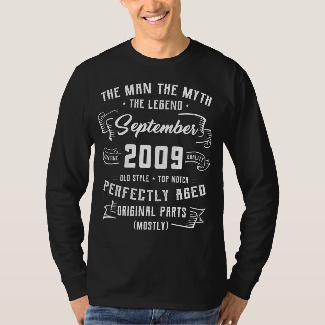 Manar Man Myth Legend september 2009 13:e födelsed T Shirt (Framsida)
