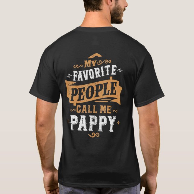 Manar Mina favoriter kallar mig Pappy Pappa Far 2 T Shirt (Baksida)