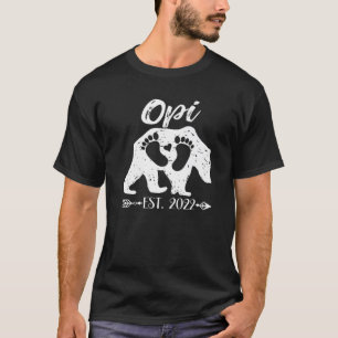 Manar New Opi Grandpa Bear Est 2022 Baby Shower An T Shirt