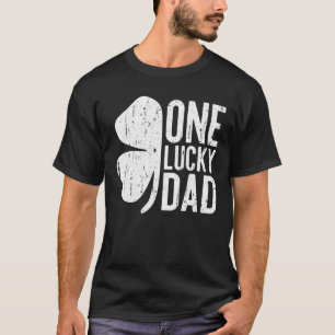 Manar One Lucky Pappa Vintage St Patrick Day Gift T Shirt