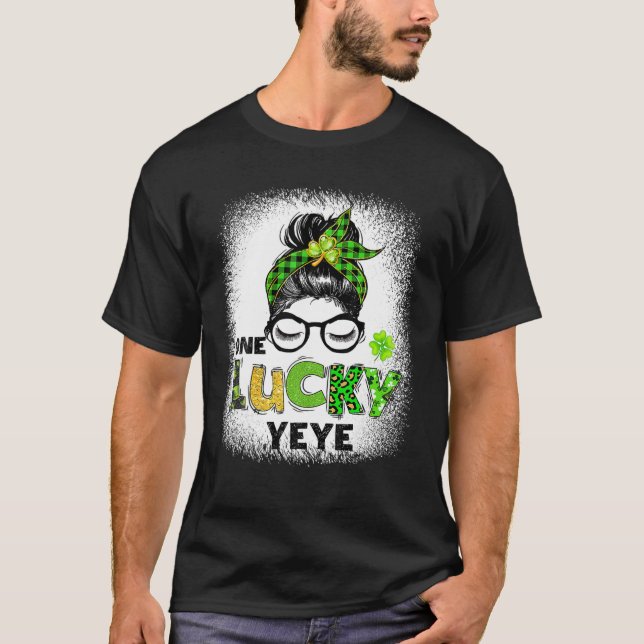Manar One Lucky Yeye Messy Bun Leopard St Patrick' T Shirt (Framsida)