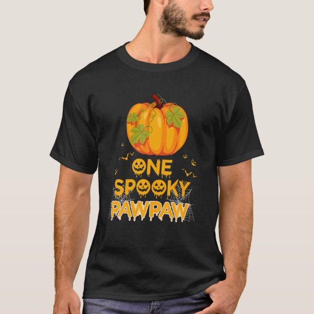 Manar One Spooky Pawpaw Funny Pappa-familjen Hallo T Shirt (Framsida)