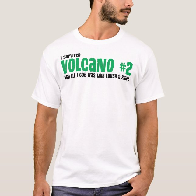 Manar "överlevde jag skjortan för vulkan #2" tee shirt (Framsida)