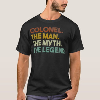 Manar överste gav mannen myten om det förklarande t shirt