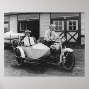 Manar på den Harley Davidson motorcykeln med Poster