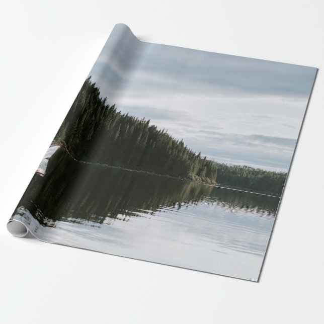 MANAR PÅ MOTORBOAT UNDER HIMLAR PRESENTPAPPER (Utrullad)