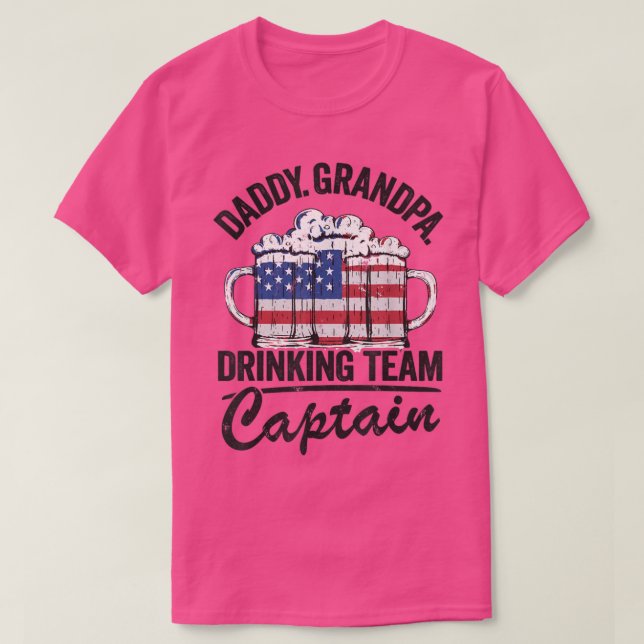 Manar Pappa Grandpa USA Drinking Team Kapten Pappa T Shirt (Design framsida)