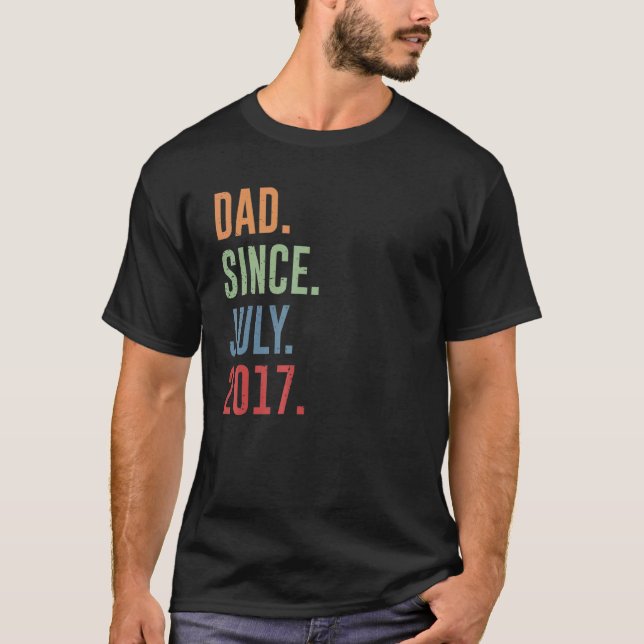 Manar Pappa sedan juli 2017 T Shirt (Framsida)