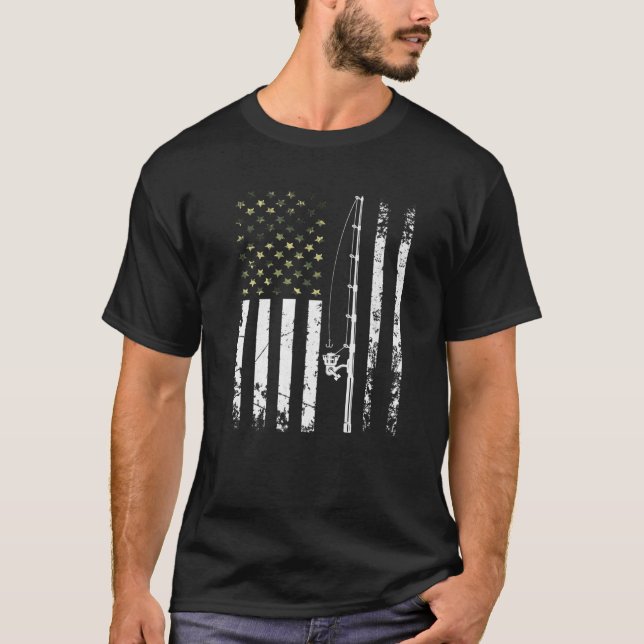 Manar Patriotic Fishing Camouflage USA flagga Bass T Shirt (Framsida)