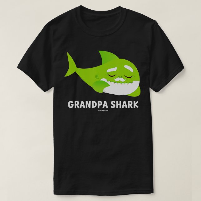 Manar Pinkfong Grandpa Shark Officiell  T Shirt (Design framsida)