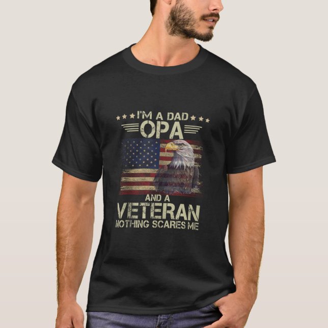 Manar Proud Eagle I är Pappa OPA Veteran American  T Shirt (Framsida)