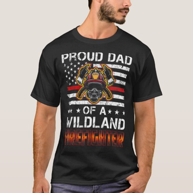Manar Red Line Flagga Proud Pappa av Wildland Fire T Shirt (Framsida)