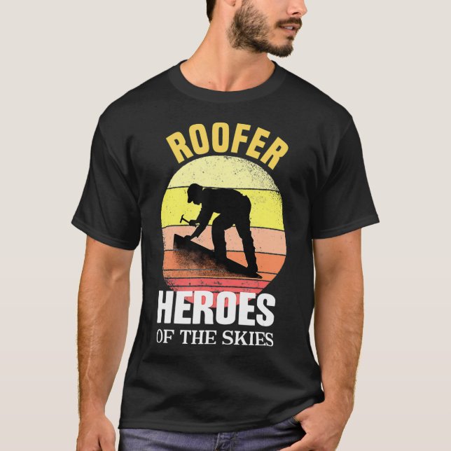 Manar Roofers Heroes of the himlar roofers T Shirt (Framsida)