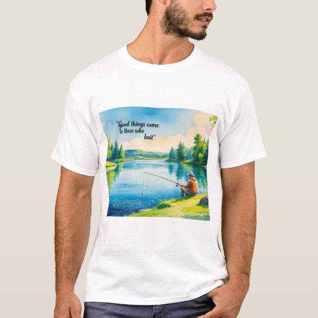 Manar:s grundläggande T-Shirt - "Bra Sak Kom Thoe  (Framsida)