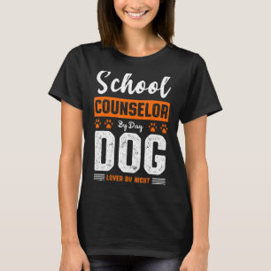 Manar skolråd efter Hund per dag efter nattstudier T Shirt
