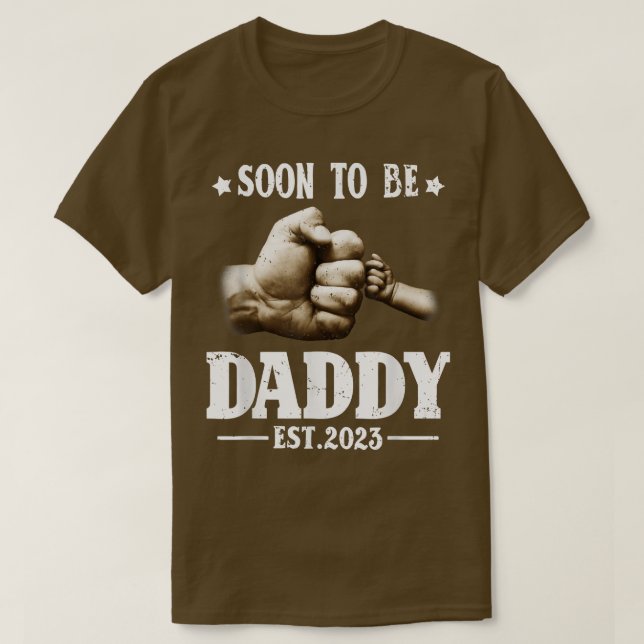 Manar snart till pappa 2023 Gravid Meddelande T Shirt (Design framsida)
