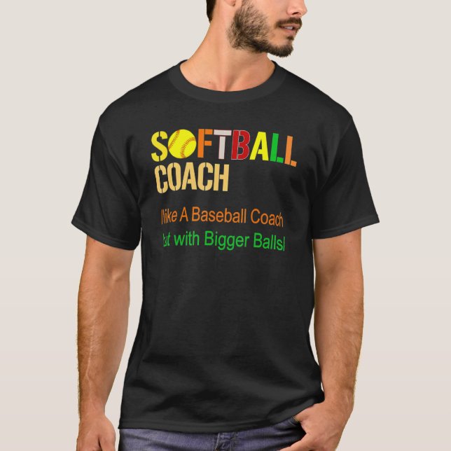 Manar Softball coach som en baskisk, men med T Shirt (Framsida)