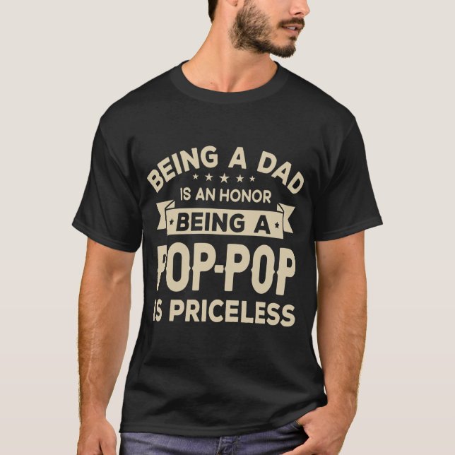 Manar som är PAPPA är en HONOR. T Shirt (Framsida)
