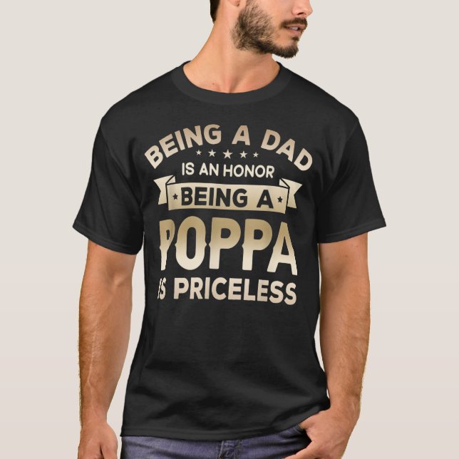 Manar som är PAPPA är en HONOR. T Shirt (Framsida)