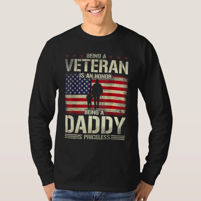 Manar som är veteran är en ära att vara pappa. t shirt (Framsida)