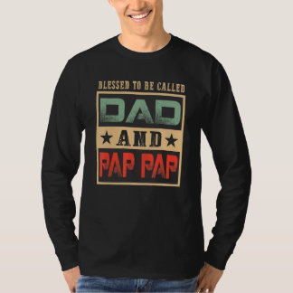 Manar som har angetts för att kallas Pap Pap Vinta T Shirt