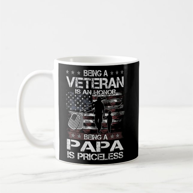 Manar som veteran är en heder Pappa är ovärderlig Kaffemugg (Vänster)