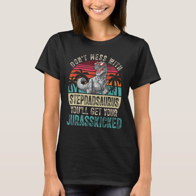 Manar Stepdad Dinosaurs Retro Pappa Fars dag Clo T Shirt (Framsida)