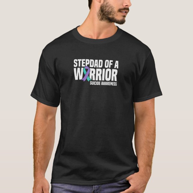 Manar Stepdad Medveten om förebyggande av krigare T Shirt (Framsida)
