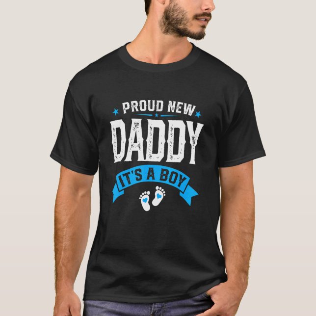 Manar stoltserar med den nya pappan med en Gender  T Shirt (Framsida)