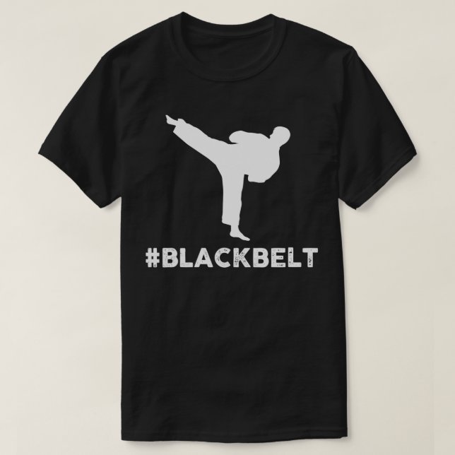 Manar Svartbälte Bälte T Shirt (Design framsida)