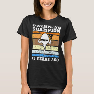Manar Swimming Champion för 43 år sedan Quickest S T Shirt