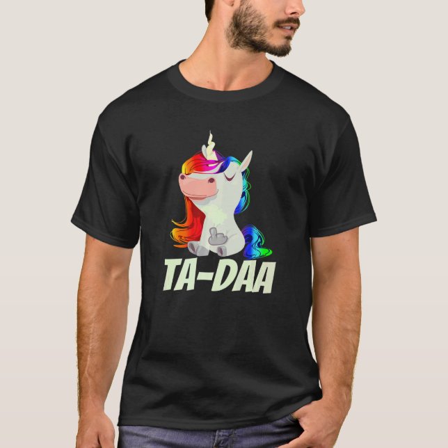 Manar TA DAA Mitten Finger Rainbow Unicorn T Shirt (Framsida)