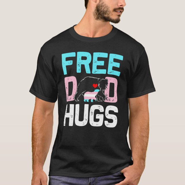 Manar Trans Bear Free Pappa Hugs Proud Ally pappa  T Shirt (Framsida)