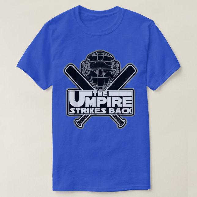 Manar: Umpire Strejkor Bakom Baskeball T Shirt (Design framsida)