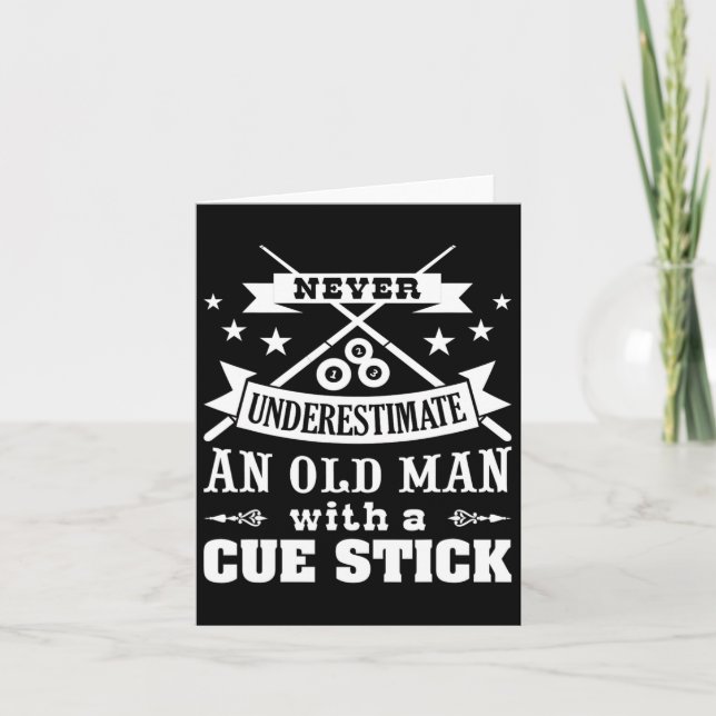 Manar underskatta aldrig gammal man med Cue Stick  Kort (Framsida)