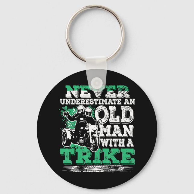 Manar underskattar aldrig en gammal man med en tri nyckelring (Framsida)