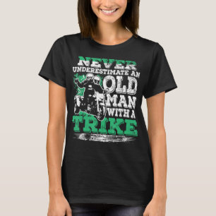 Manar underskattar aldrig en gammal man med en tri t shirt