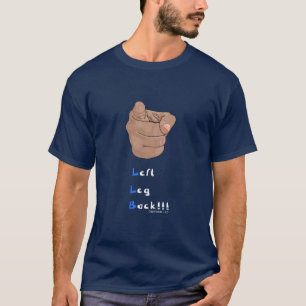 Manar vänstersida lägger benen på ryggen den tee shirt