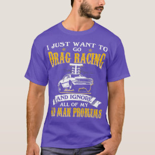 Manar vill bara dra Tävla och ignorera gammal T Shirt