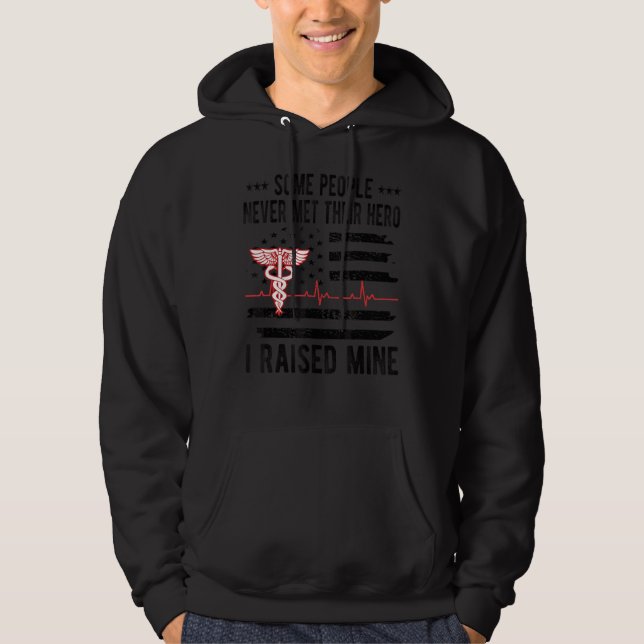 Manar Vissa människor har aldrig mött sin Hero Nur Hoodie (Framsida)