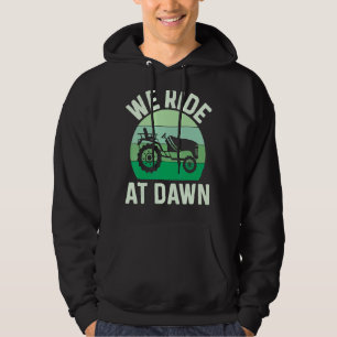 Manar we Ride at in Dawn Lawnmower Gräsmatta Mwing Hoodie