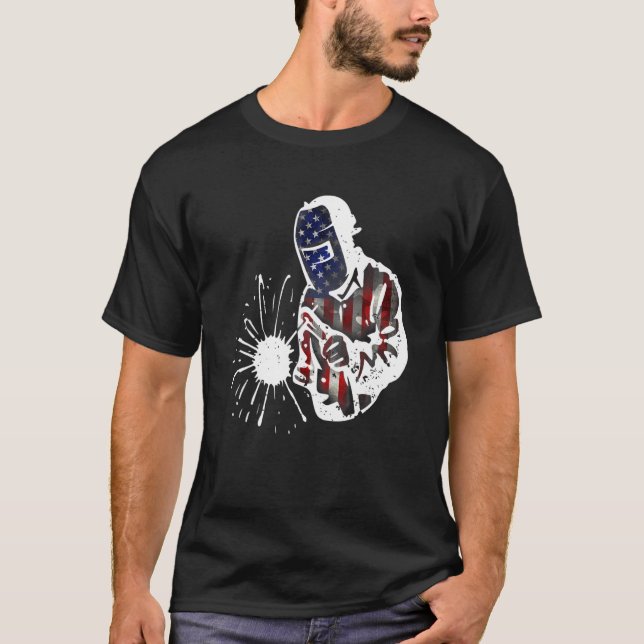 Manar Welder Distress Usa American Flagga Welding  T Shirt (Framsida)