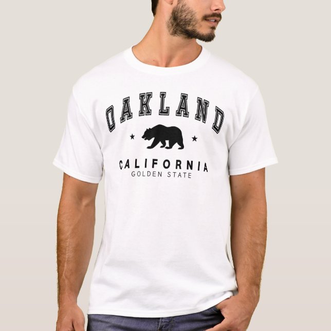 Manar White Oakland - Grizzly Bear Design T Shirt (Framsida)